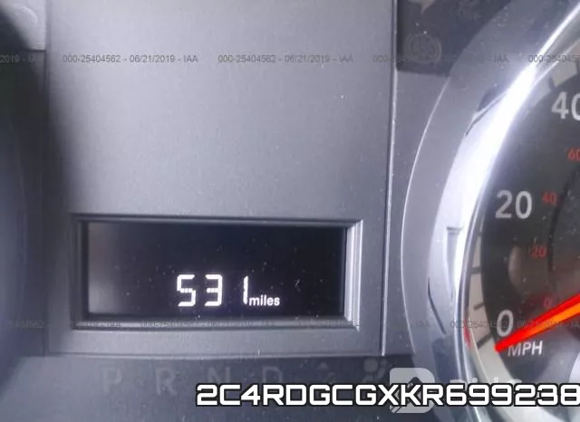 2C4RDGCGXKR699238 фото 8