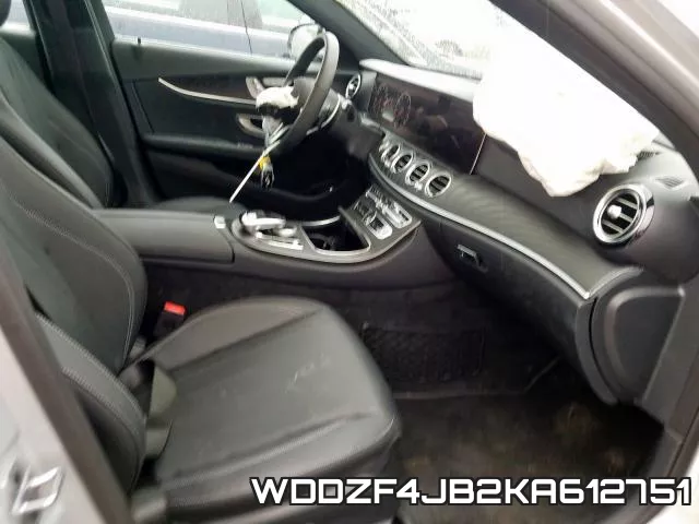 WDDZF4JB2KA612751 фото 6