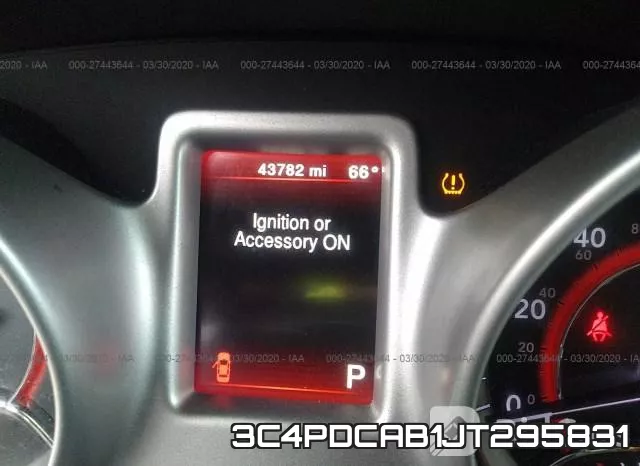 3C4PDCAB1JT295831 фото 8