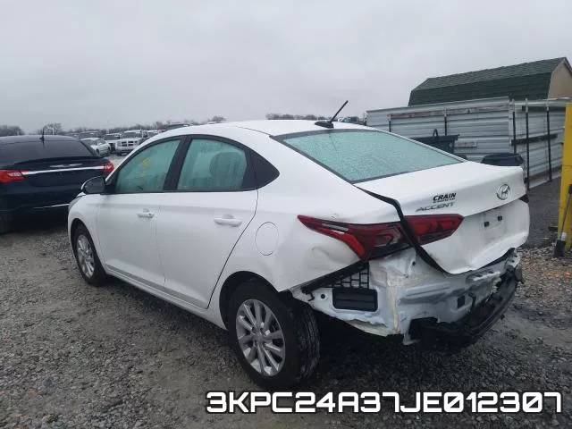 3KPC24A37JE012307 фото 4