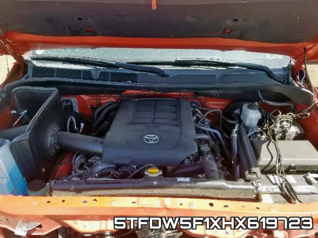 5TFDW5F1XHX619723 фото 8