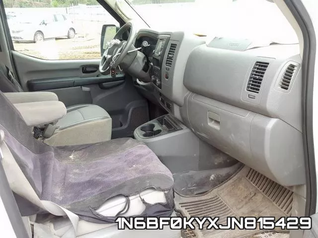 1N6BF0KYXJN815429 фото 6