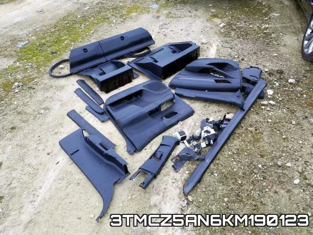 3TMCZ5AN6KM190123 фото 10