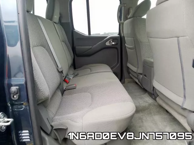 1N6AD0EV8JN757095 фото 7