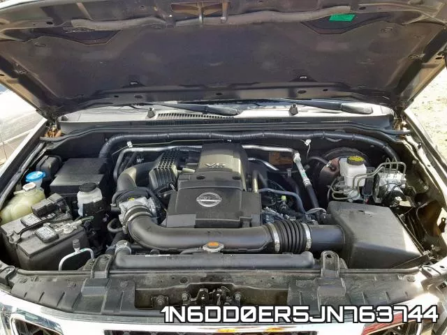 1N6DD0ER5JN763744 фото 8