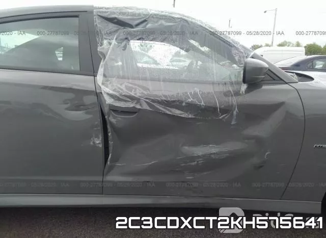 2C3CDXCT2KH575641 фото 7