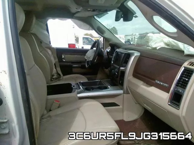 3C6UR5FL9JG315664 фото 6