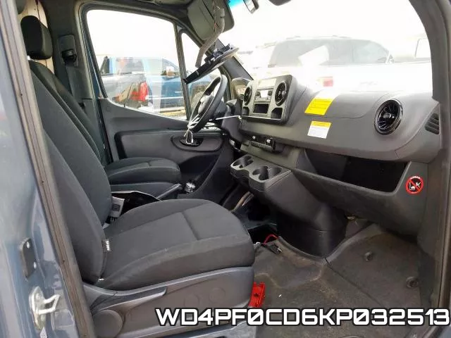 WD4PF0CD6KP032513 фото 6