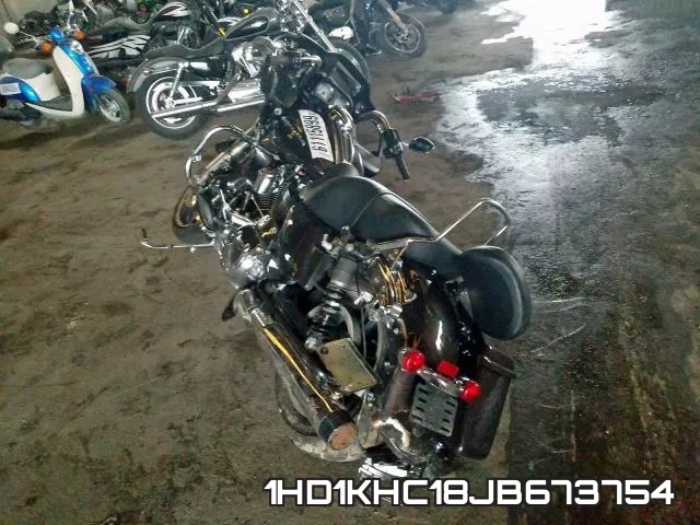 1HD1KHC18JB673754 фото 4