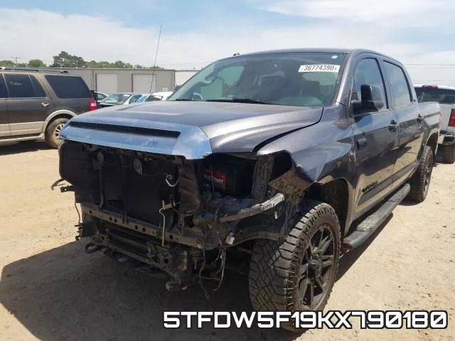 5TFDW5F19KX790180 фото 3
