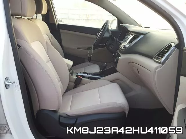 KM8J23A42HU411059 фото 6