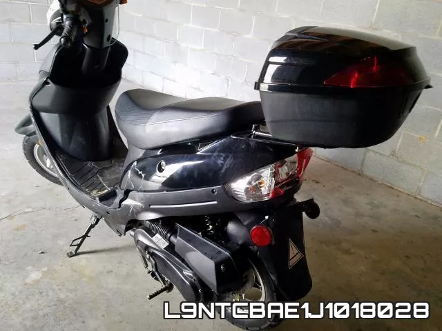 L9NTCBAE1J1018028 фото 10