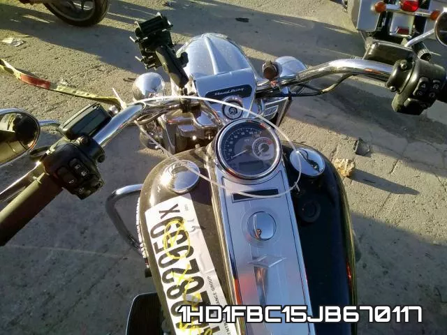 1HD1FBC15JB670117 фото 6
