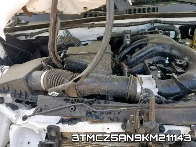 3TMCZ5AN9KM211143 фото 8