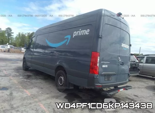 WD4PF1CD6KP143438 фото 4