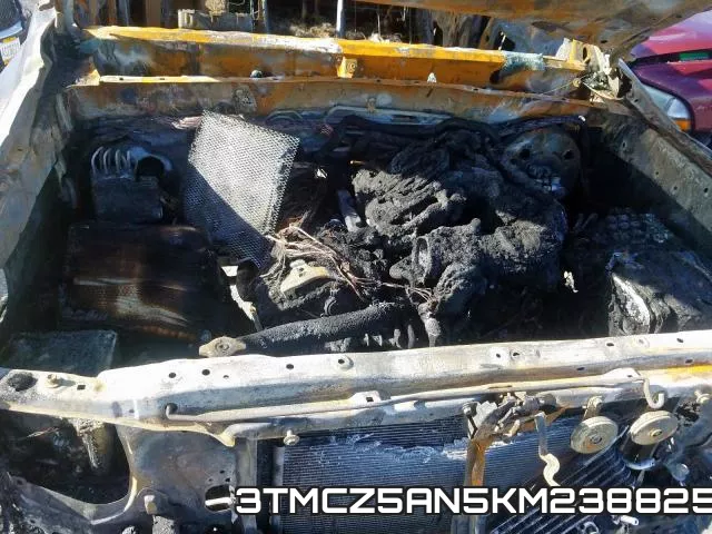 3TMCZ5AN5KM238825 фото 8