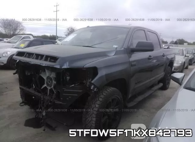 5TFDW5F17KX842793 фото 3