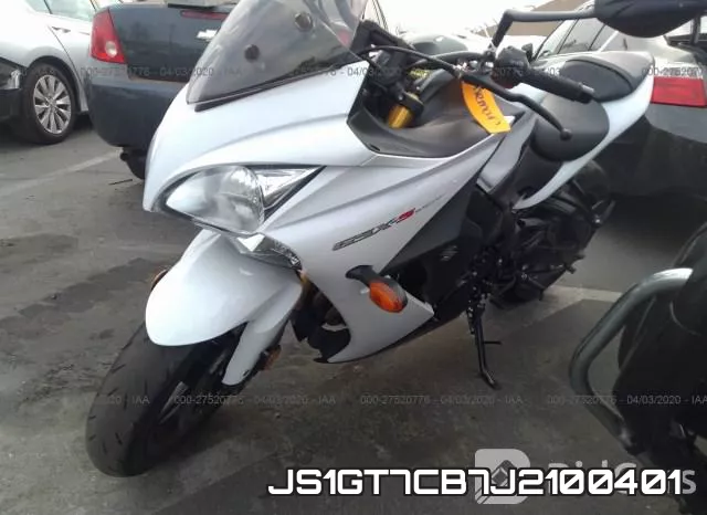 JS1GT7CB7J2100401 фото 3