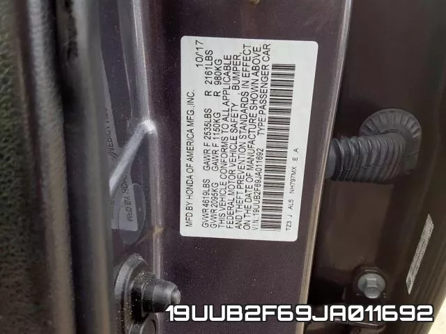 19UUB2F69JA011692 фото 2