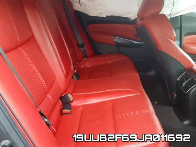19UUB2F69JA011692 фото 7