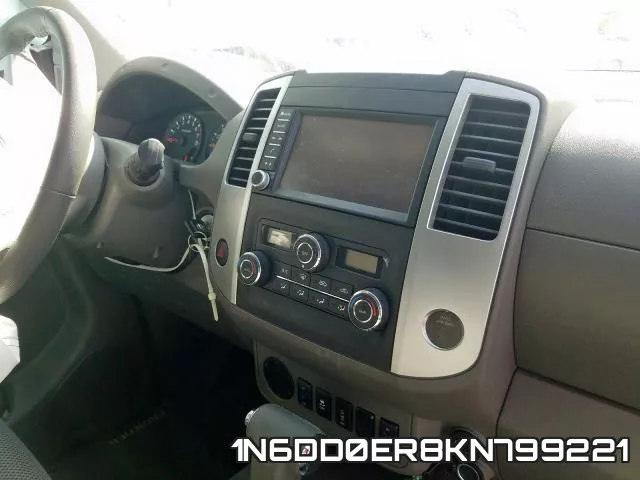1N6DD0ER8KN799221 фото 10