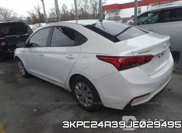 3KPC24A39JE029495 фото 4