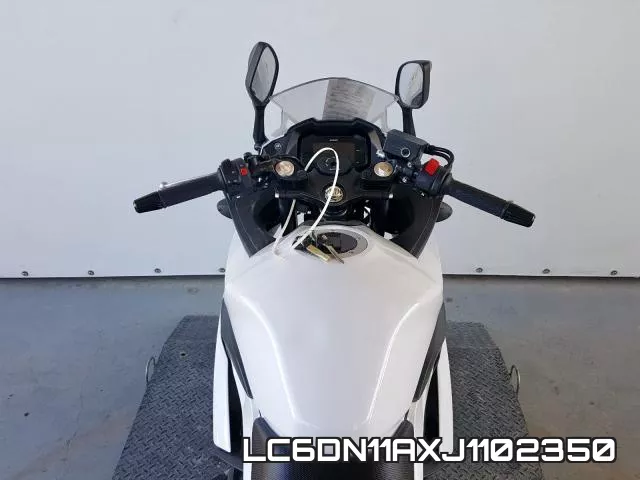 LC6DN11AXJ1102350 фото 9
