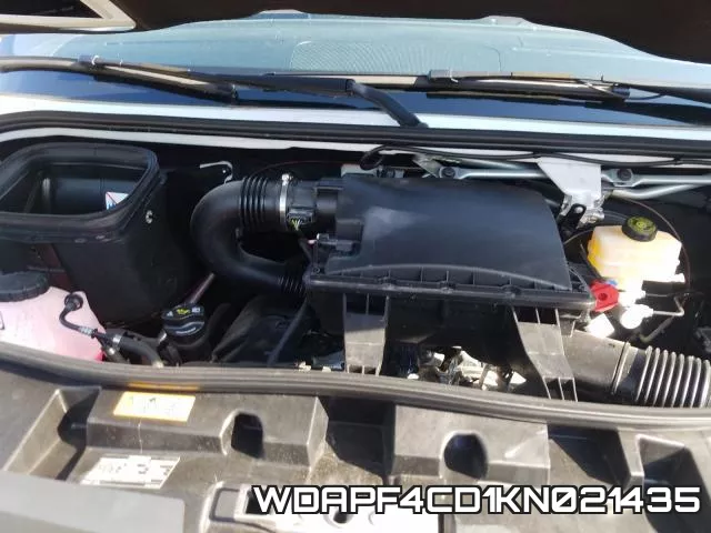 WDAPF4CD1KN021435 фото 8
