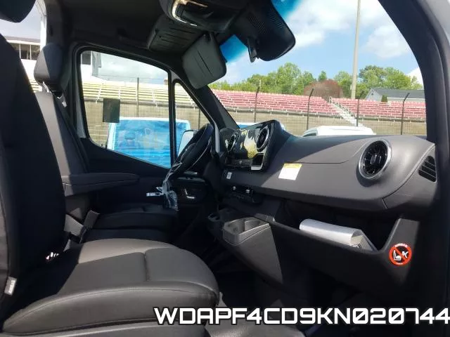 WDAPF4CD9KN020744 фото 6