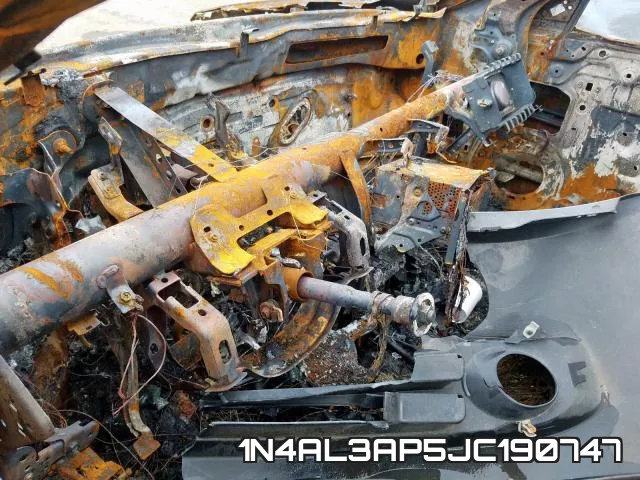 1N4AL3AP5JC190747 фото 9