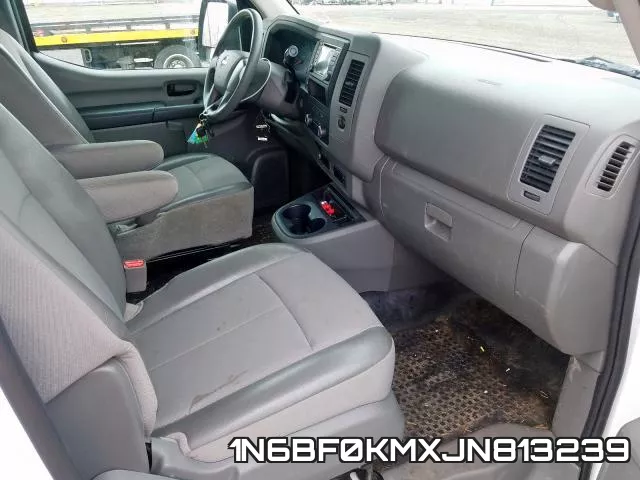 1N6BF0KMXJN813239 фото 6