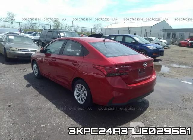 3KPC24A37JE029561 фото 4