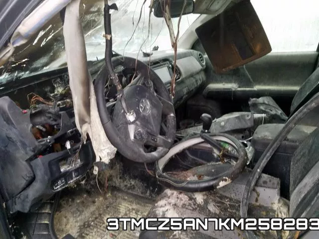 3TMCZ5AN7KM258283 фото 10