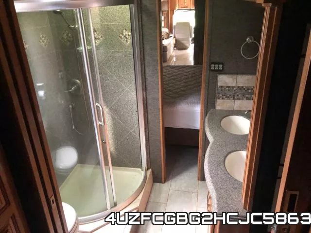 4UZFCGBG2HCJC5863 фото 10