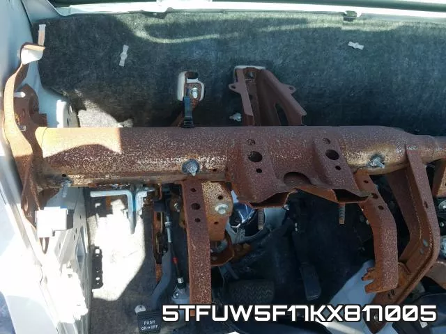 5TFUW5F17KX817005 фото 9
