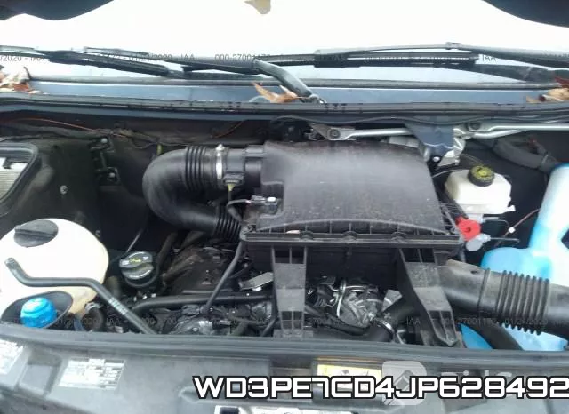 WD3PE7CD4JP628492 фото 2