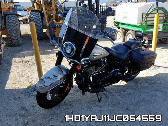 1HD1YAJ11JC054559 фото 3