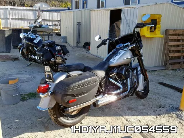 1HD1YAJ11JC054559 фото 5