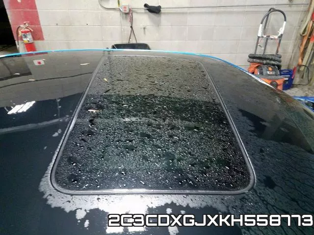 2C3CDXGJXKH558773 фото 10