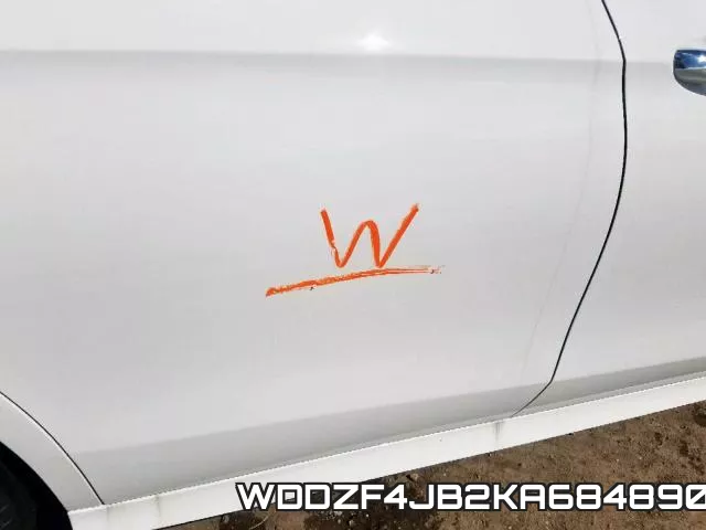 WDDZF4JB2KA684890 фото 10