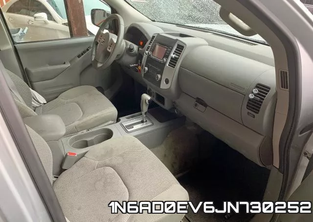 1N6AD0EV6JN730252 фото 6