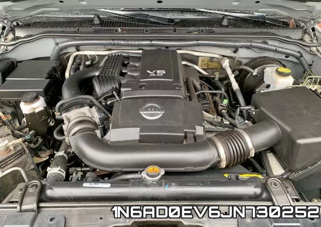1N6AD0EV6JN730252 фото 8