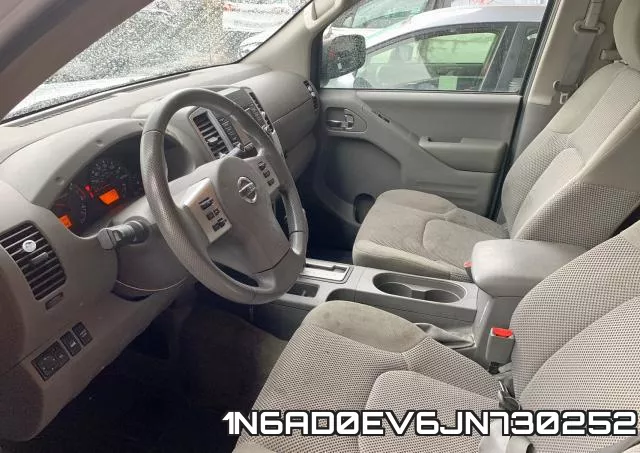 1N6AD0EV6JN730252 фото 10