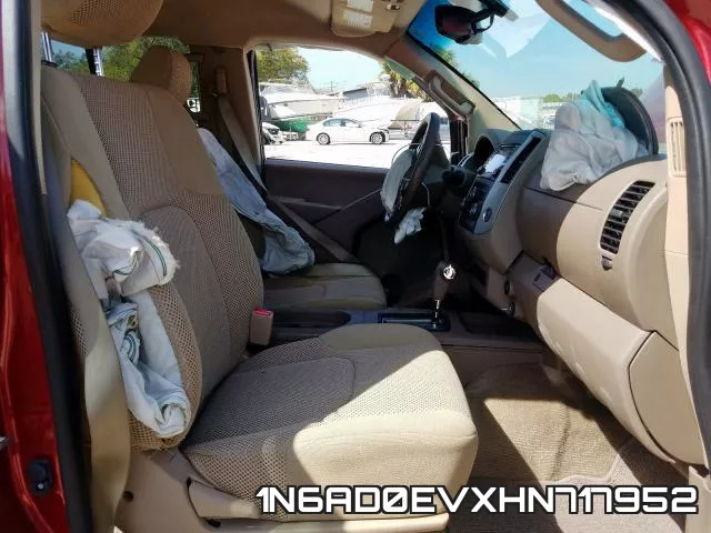 1N6AD0EVXHN717952 фото 6