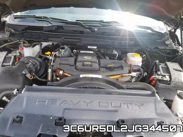3C6UR5DL2JG344507 фото 8