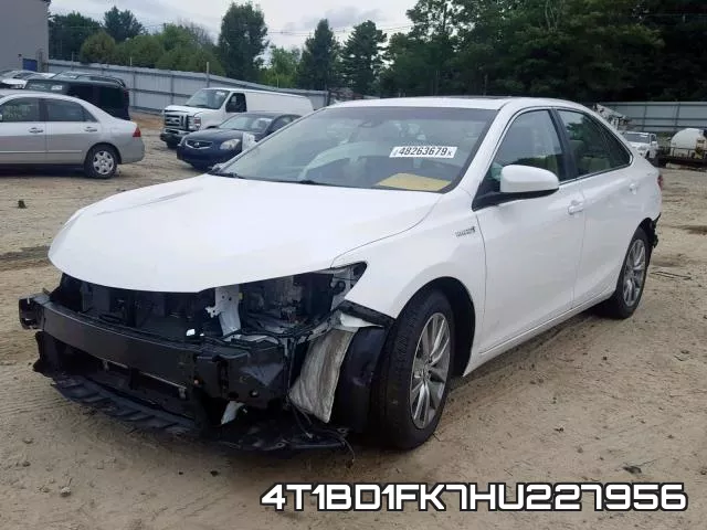 4T1BD1FK7HU227956 фото 3