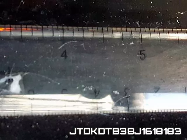 JTDKDTB38J1618183 фото 9