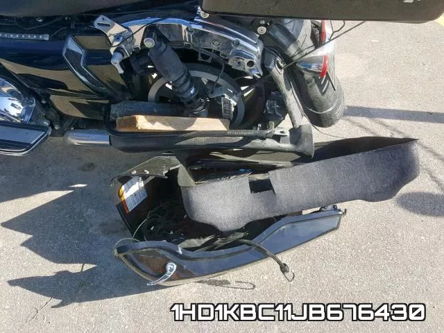 1HD1KBC11JB676430 фото 10