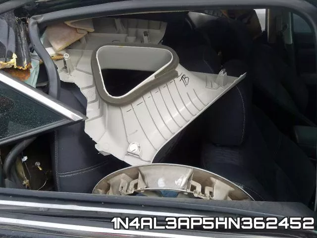 1N4AL3AP5HN362452 фото 7