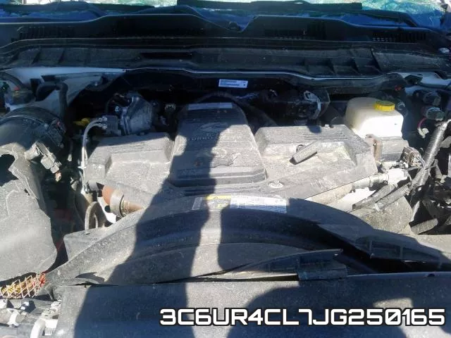 3C6UR4CL7JG250165 фото 8
